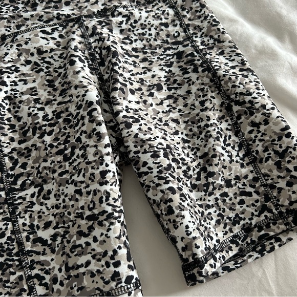 5/$20 Jessica Simpson Sportswear Womens Amber High Rise shorts - Picture 6 of 6